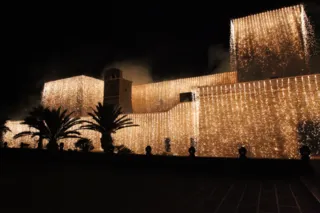 Mura illuminate di notte