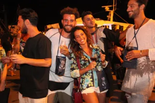 Folla in festa