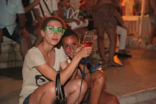 Ragazze con calici