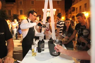 Sommelier al bancone