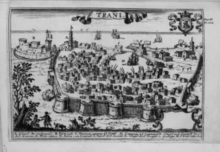 Trani nell’opera di Giovanni Battista Pacichelli, 1703, con illustrazioni di Cassiano de Silva. Veduta di contesto, non una pagina del Libro Rosso.