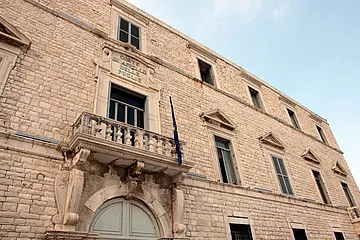 Tribunale Trani 11