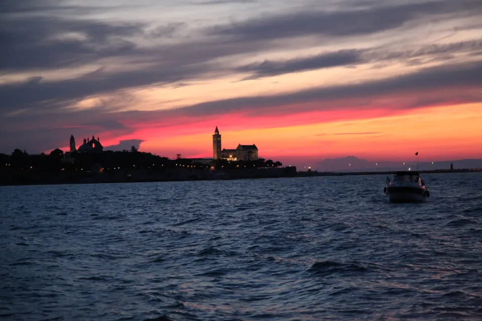 Tramonto sul mare