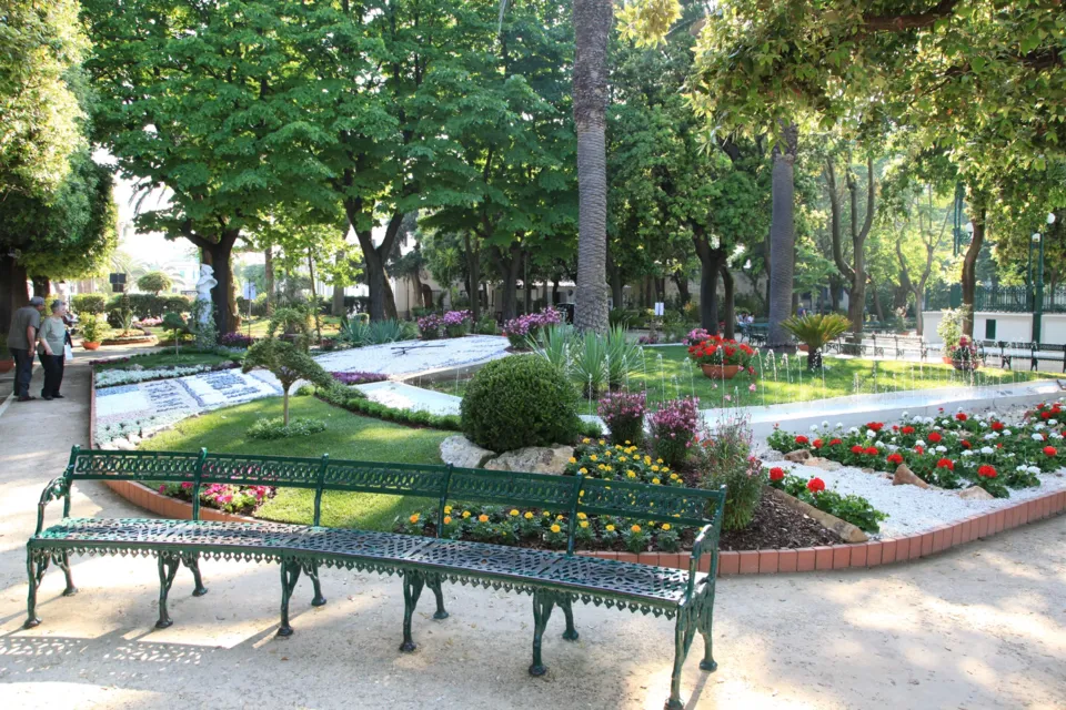 Giardino della villa comunale di Trani