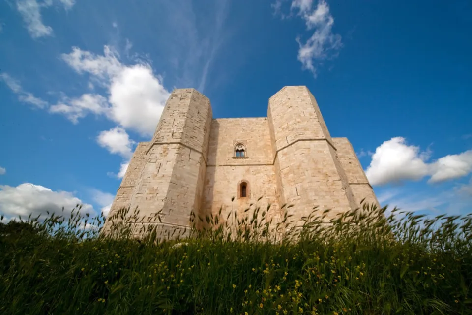 Le torri ottagonali di Castel del Monte