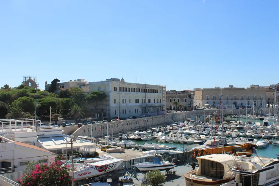 Il porto di Trani