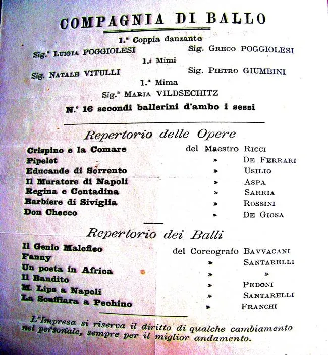 Pagina a stampa con l'organico di una compagnia di ballo e il repertorio di opere (tra cui Crispino e la Comare, Il barbiere di Siviglia, Don Checco) e di balli